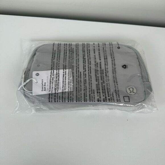 lululemon athletica Accessories - NWT Lululemon Everywhere Belt Bag Silver Gray